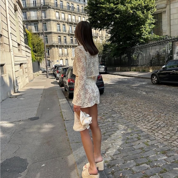 Bare Minimale Magdalena Lace Cardigan and Skirt - Picture 4 of 4